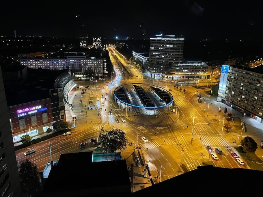 100M2 Penthouse On Top Of The City 1000Mb/S, Airc. فروتسواف المظهر الخارجي الصورة